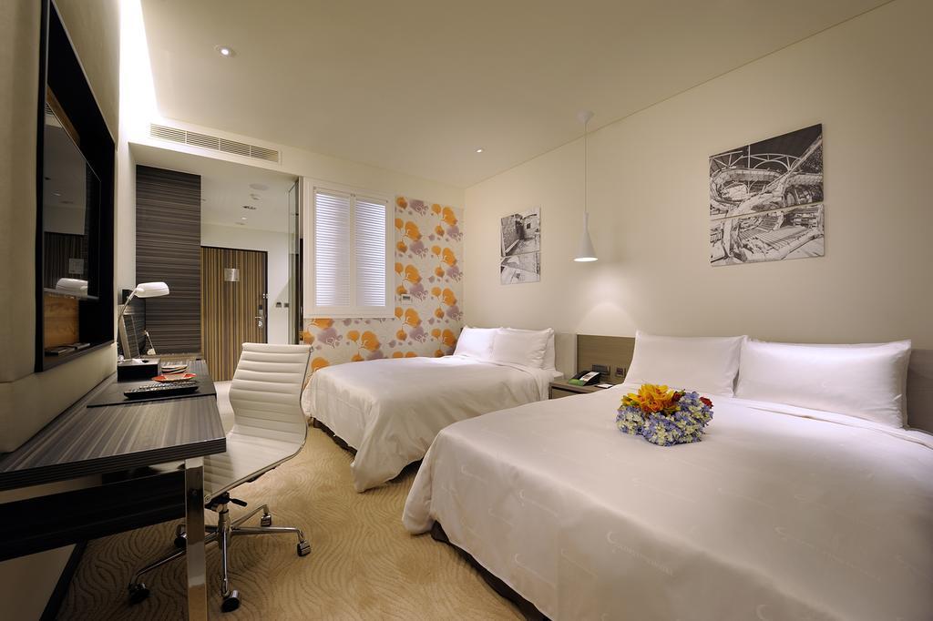 Golden Tulip Glory Fine Hotel Tainan Kamer foto
