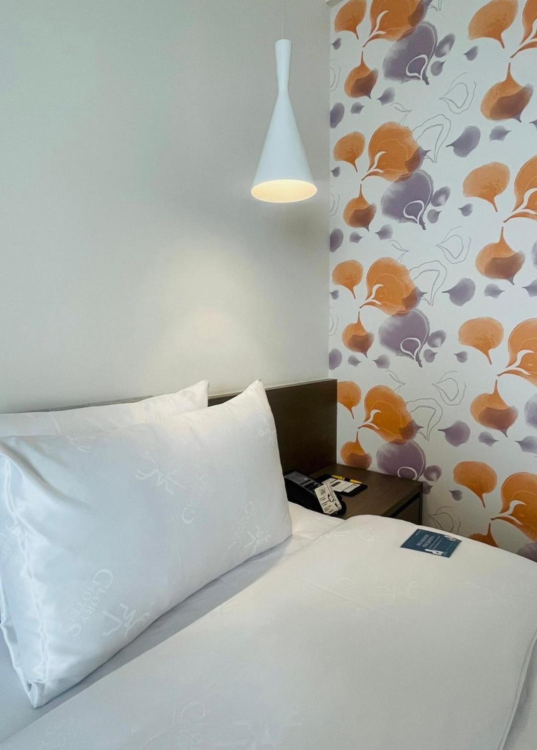 Golden Tulip Glory Fine Hotel Tainan Buitenkant foto