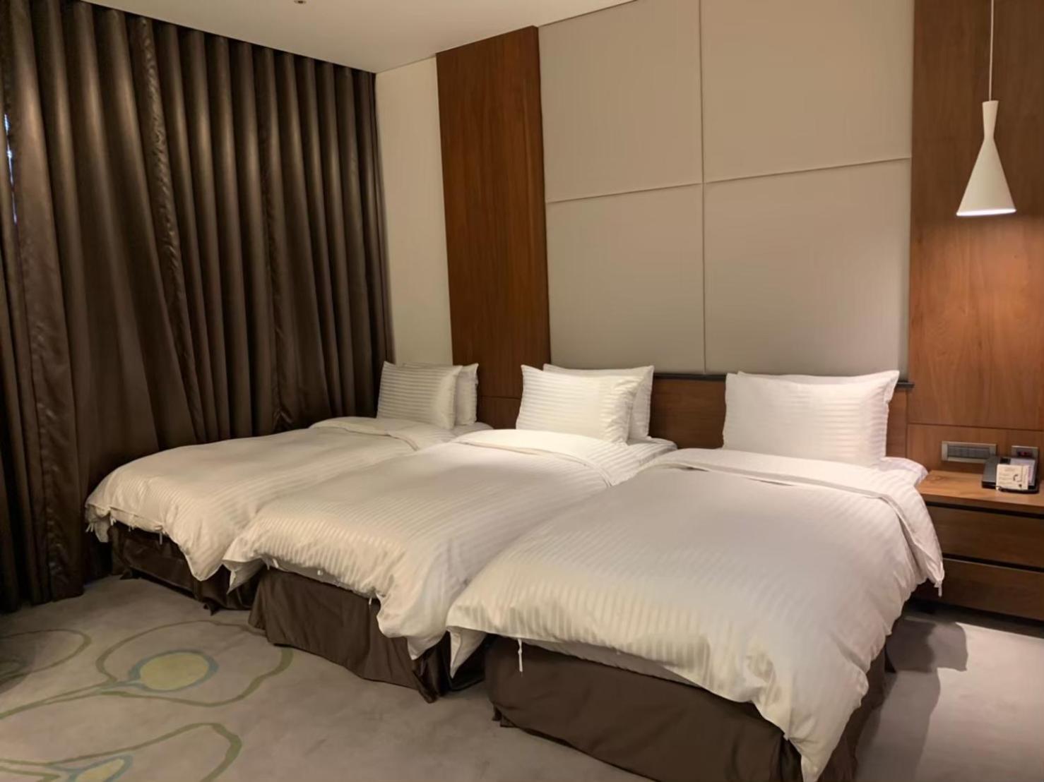 Golden Tulip Glory Fine Hotel Tainan Buitenkant foto