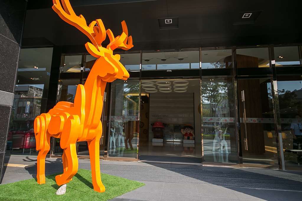 Golden Tulip Glory Fine Hotel Tainan Buitenkant foto